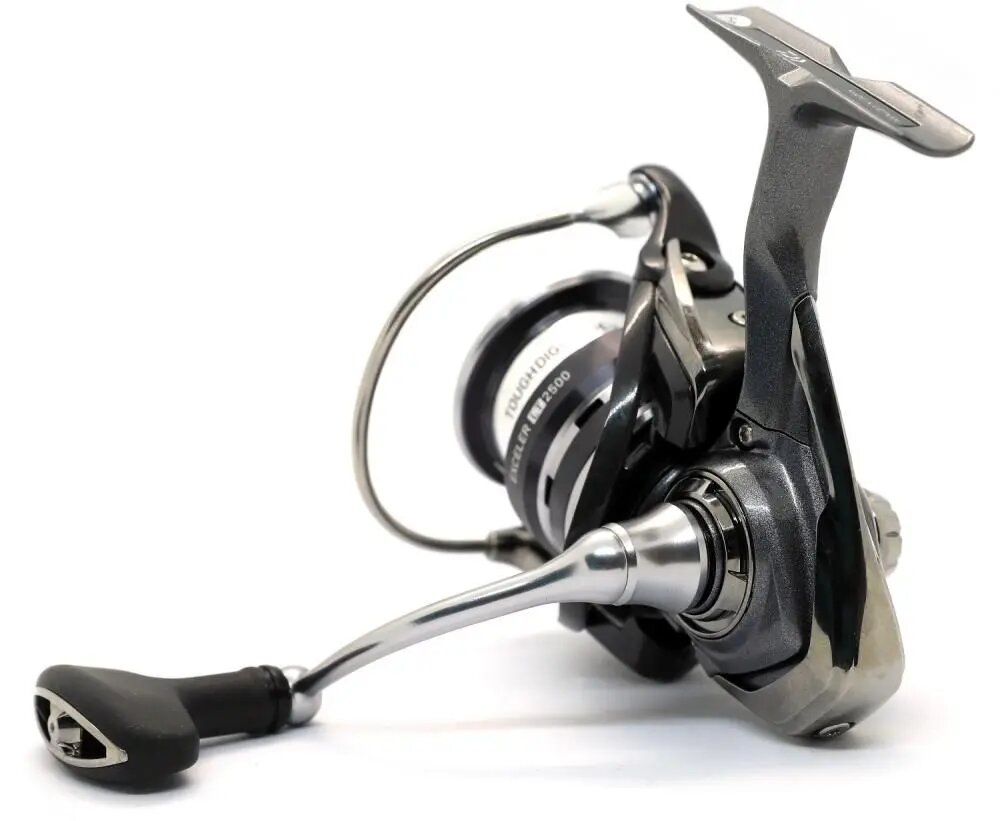 Котушка Daiwa 20 Exceler LT 3000-C Фото 2